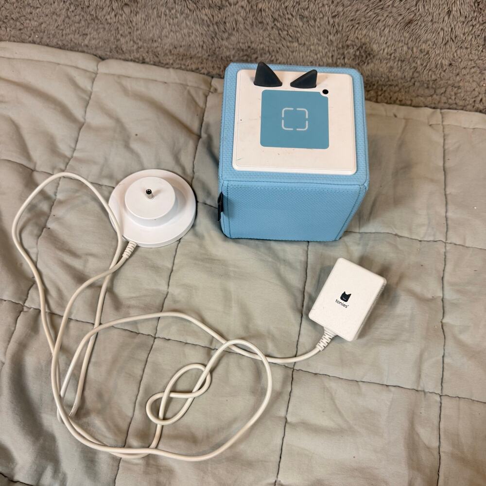 Tonies TonieBox Light Blue Screen Free Portable Audio Player Kids